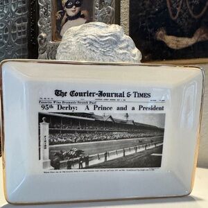 Hugh Haynie's Louisville Courier-Journal‎ 1969 Kentucky Derby Trinket Tray